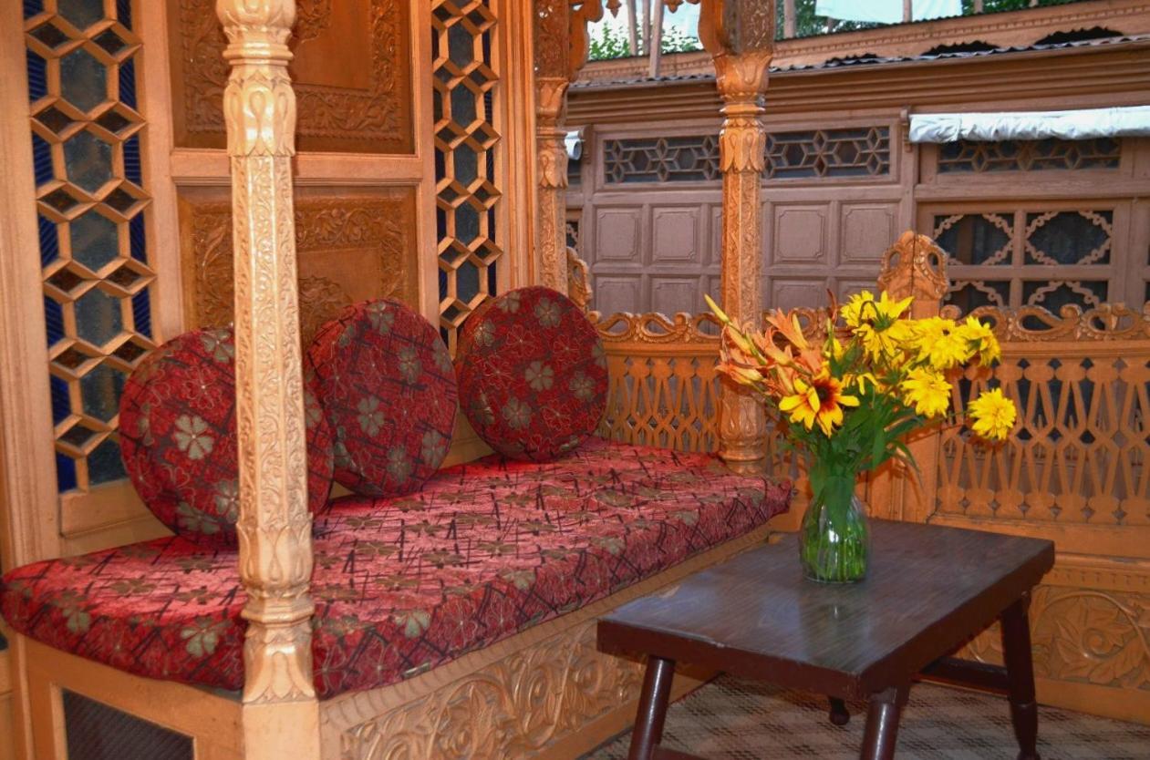 מלון Srīnagar Heritage Amina Group Of Houseboats מראה חיצוני תמונה